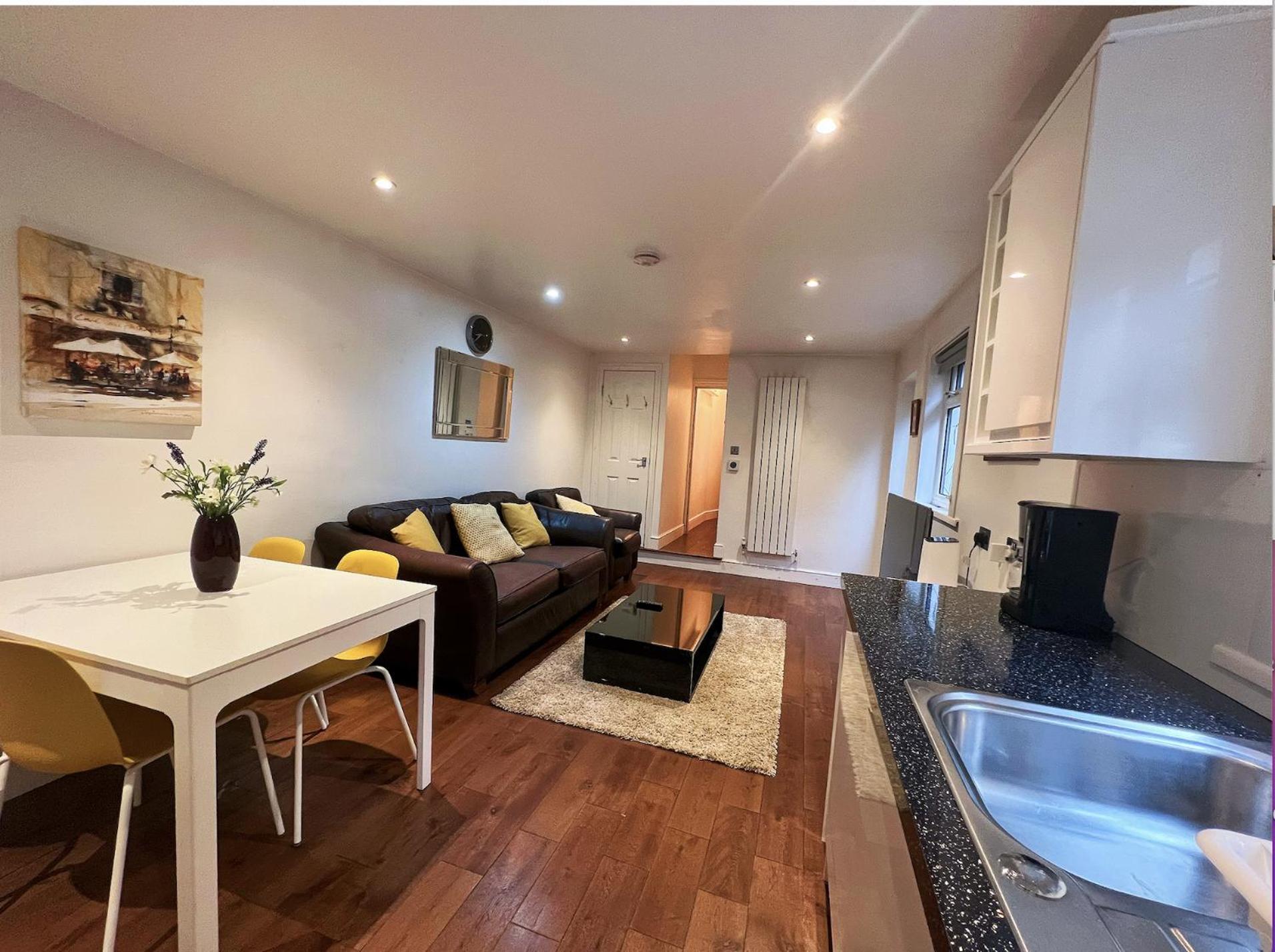 Lovely 2 Bedroom Garden Flat In London Exterior photo